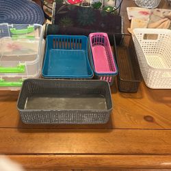 11 diffferent organize containers 