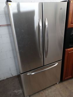 Maytag stainless steel french door refrigerator - Free delivery
