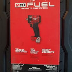 MILWAUKEE  IMPACTO 3/8" (TOOL ONLY)$ 150 PRECIO FIRME 