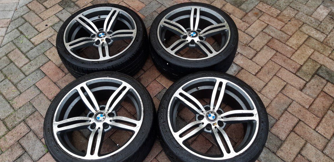 OEM M6 Style Rims for BMW