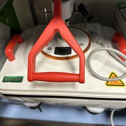 Cricut Machine and Heat press