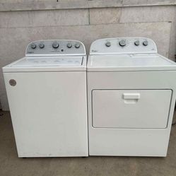 Whirlpool Washer And Gas Or Electric 220v Dryer 