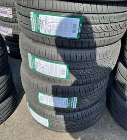 225/55R17 Rockblade Set Of 4 New Tires