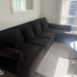 Black L-shaped Sectional Couch