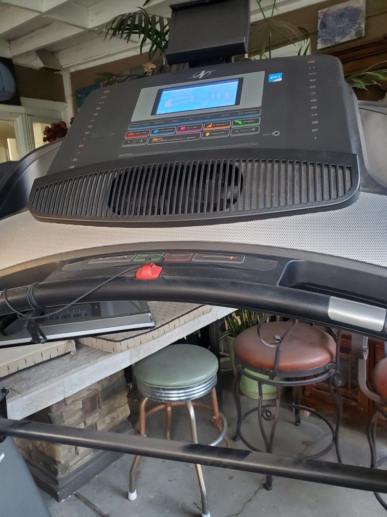 NordicTrack Elite 3750 Treadmill
