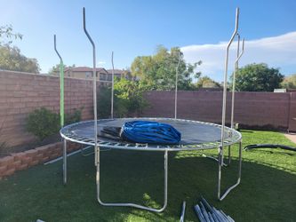 Trampoline 12'