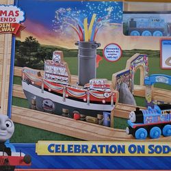 New In Box Deluxe Thomas & Friends Celebration on Sodor Train Set.... $90