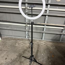 Sunpak 12” Ring Light