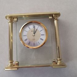 Gorgeous Victorian Clock Time Piece.