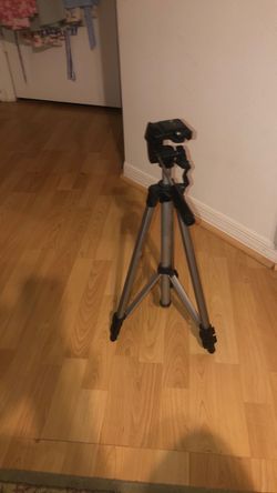 Camera Tripod with Pan Head