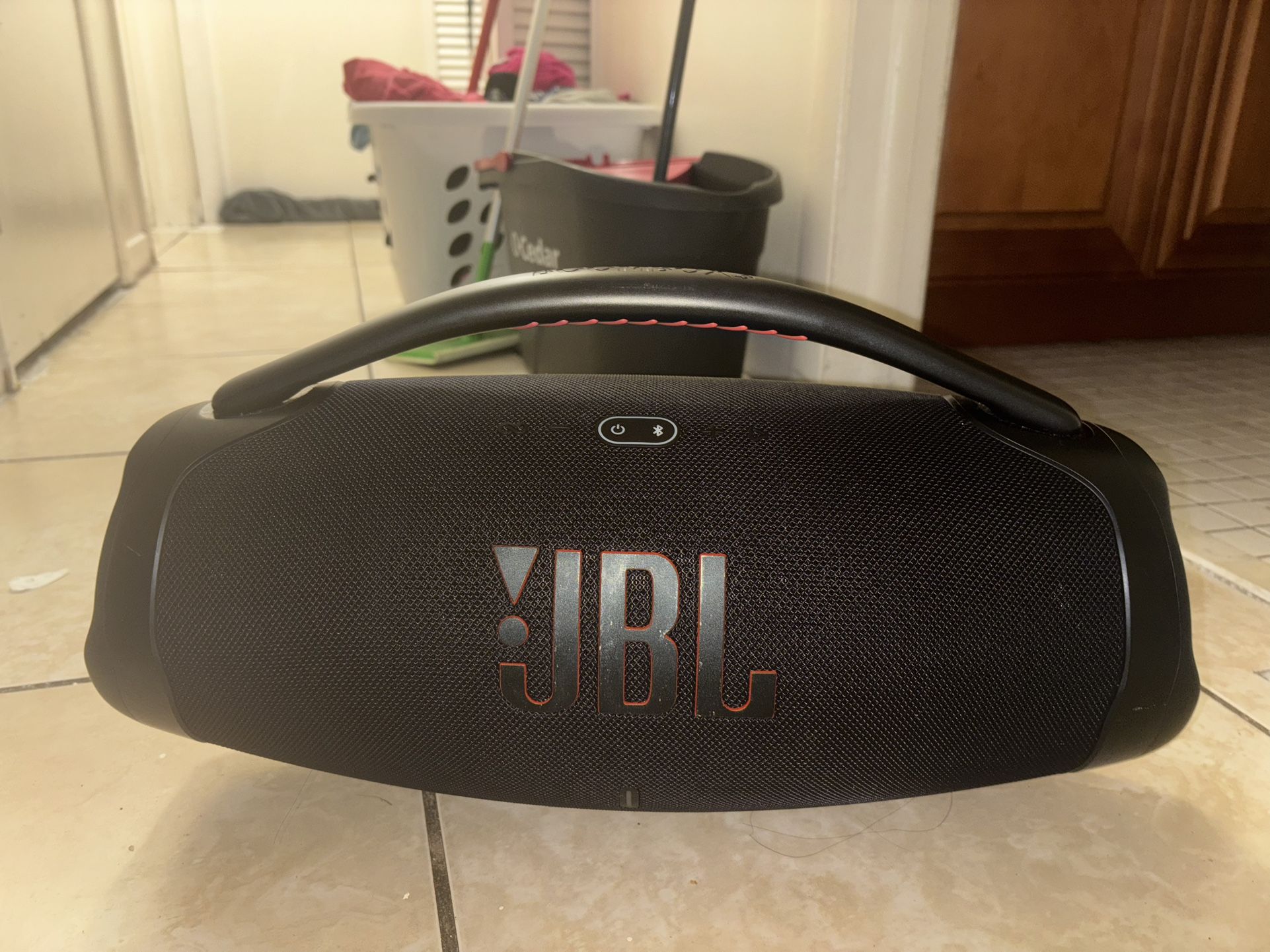 Jbl Boom Box 3 Semi New