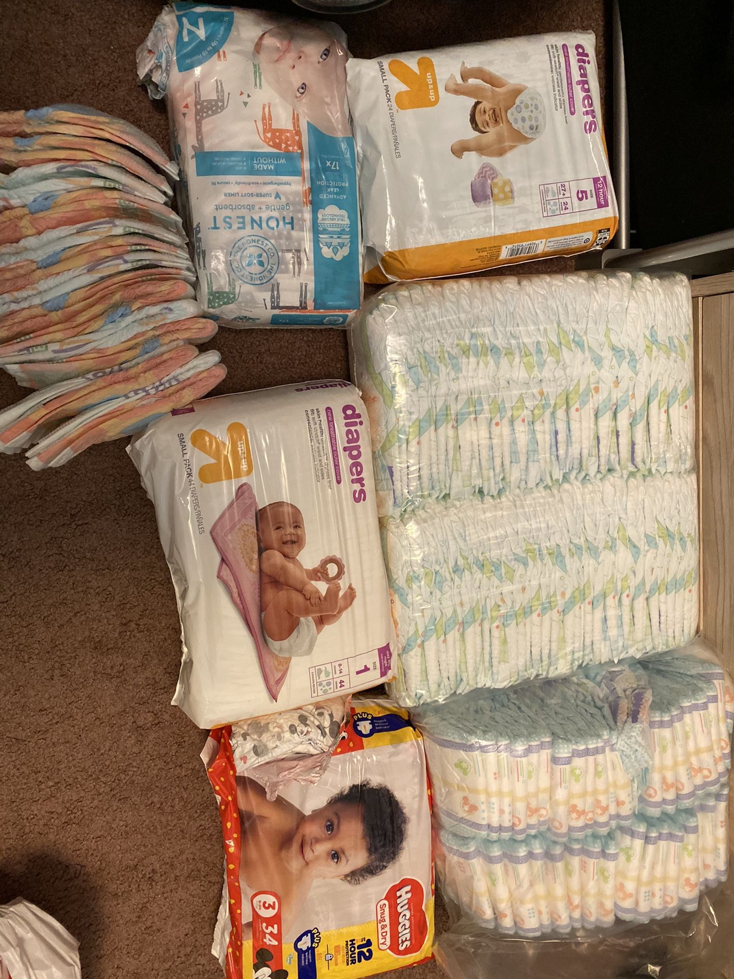 Mixed diaper lot