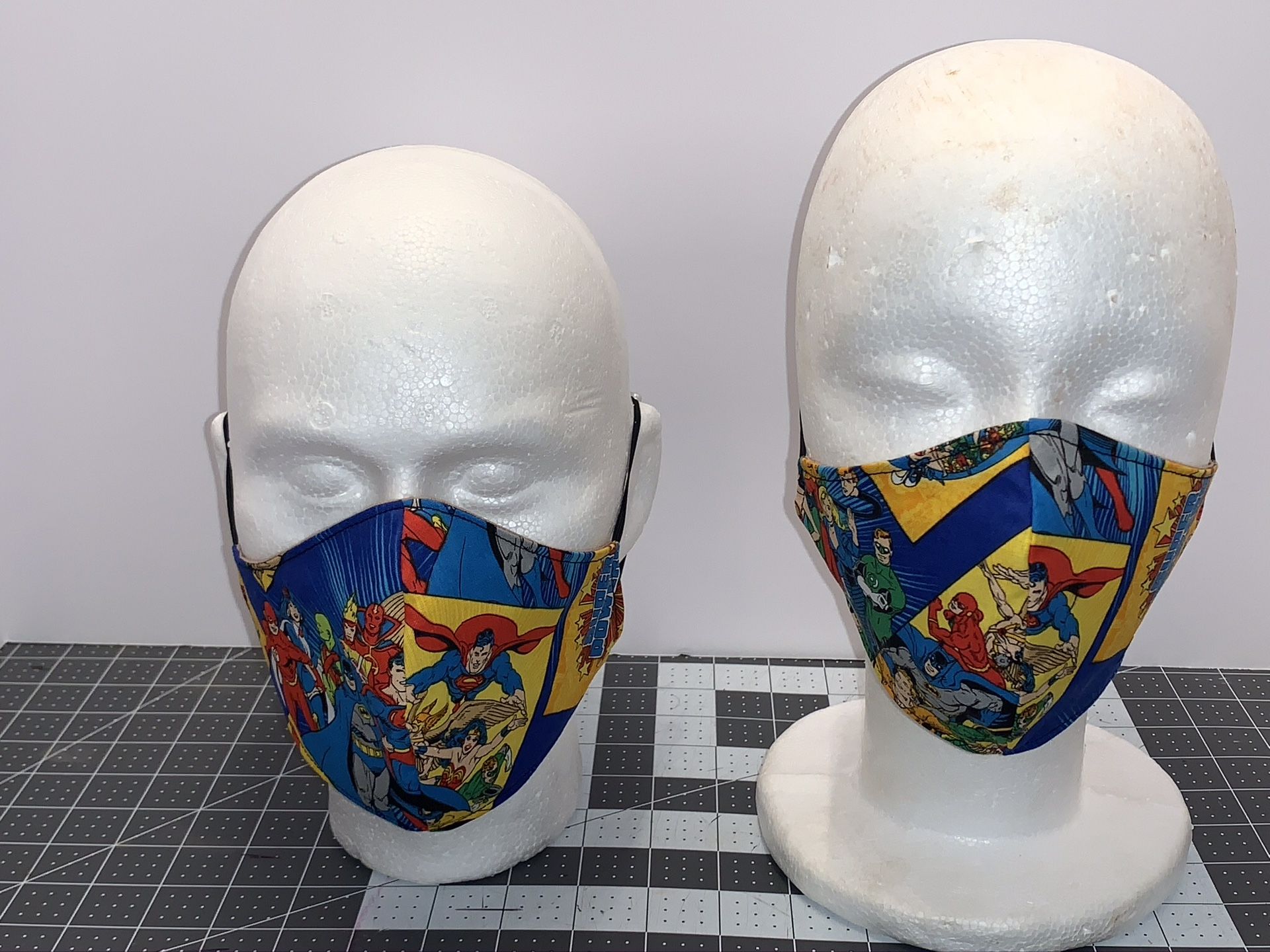 DC Justice League - Reversible & Reusable Mask