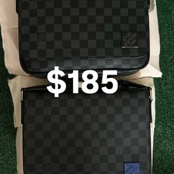 Louis Vuitton side bag/messenger bag