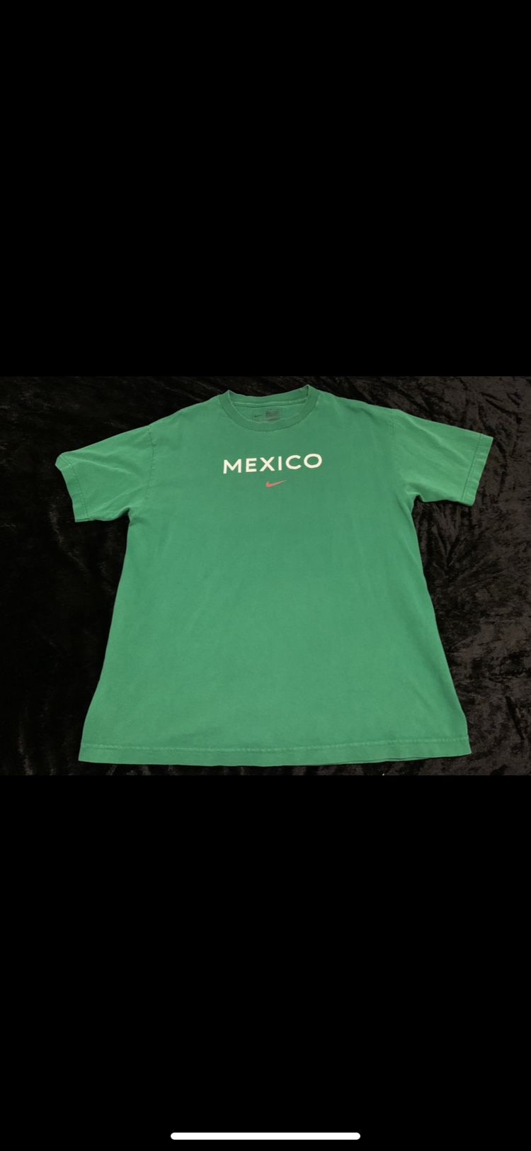 Mens Large Vintage Y2K Nike Mexico Tshirt