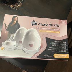 Tommee Tippee Double Electric Wearable Breast Pump, Hands-Free, in-Bra Breastfeeding Pump