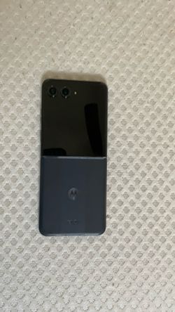 Motorola Razr+ 2024 - 256GB (Unlocked) - Under Warranty