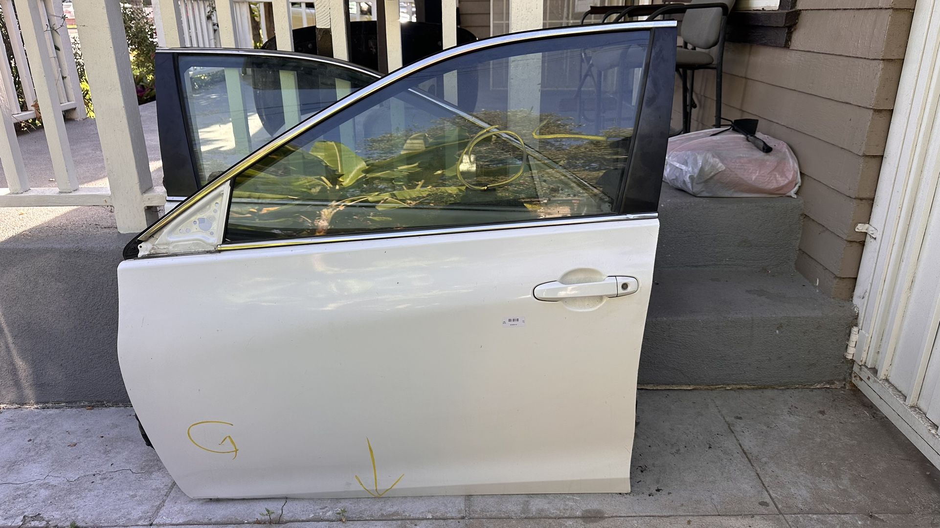 2015-2017 TOYOTA CAMRY FRONT DOOR 👉👉ASK FOR PRICE