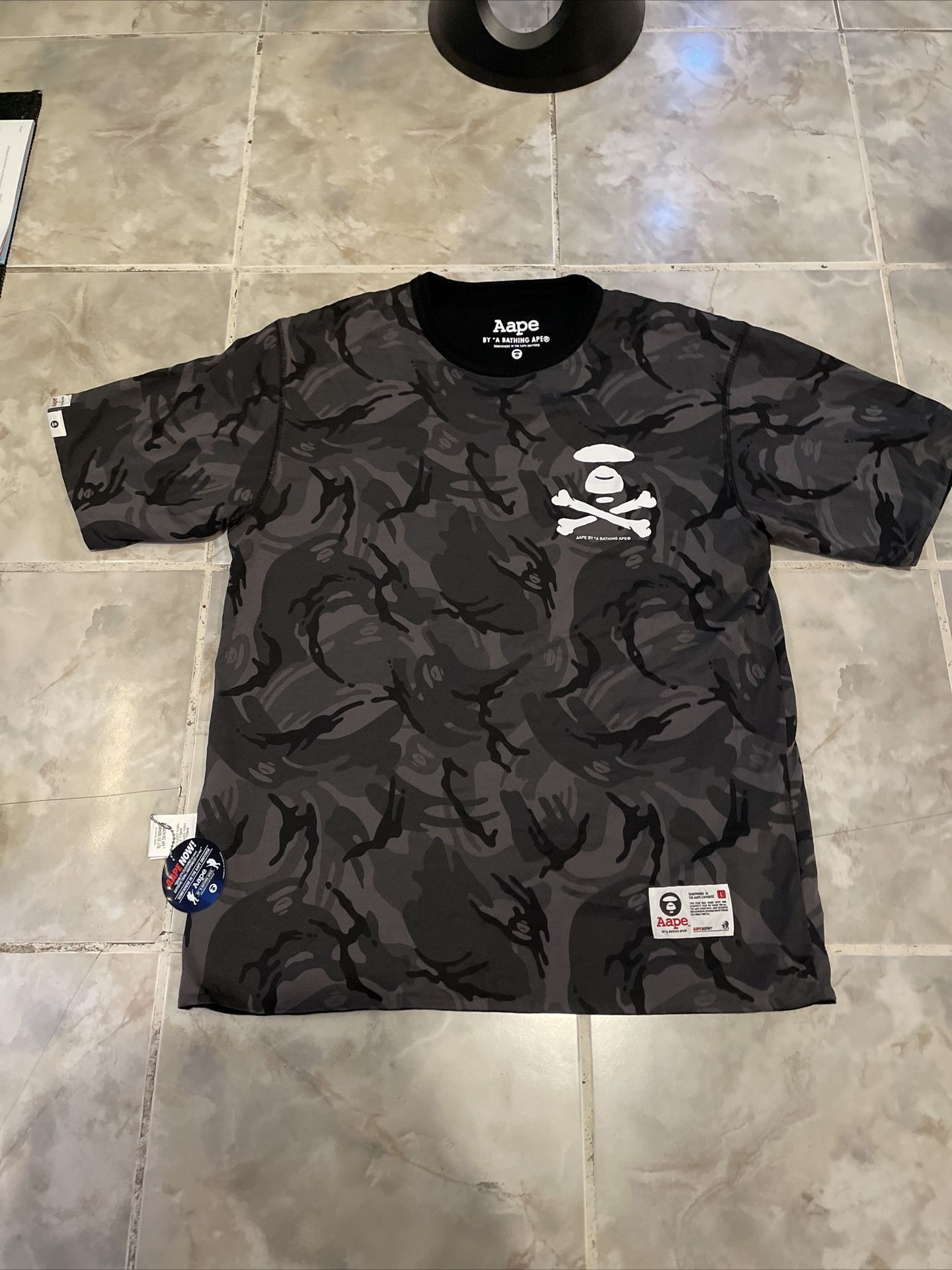 Aape By A Bathing Ape NWT Camo Two Sided T-Shirt SZ Large RARE