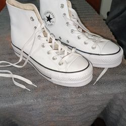 7 1/2 Converse all Star white