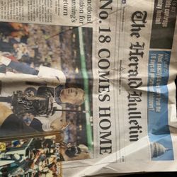 Peyton Manning Rookie Card And News Paper..