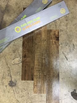Vinyl plank (Riata)