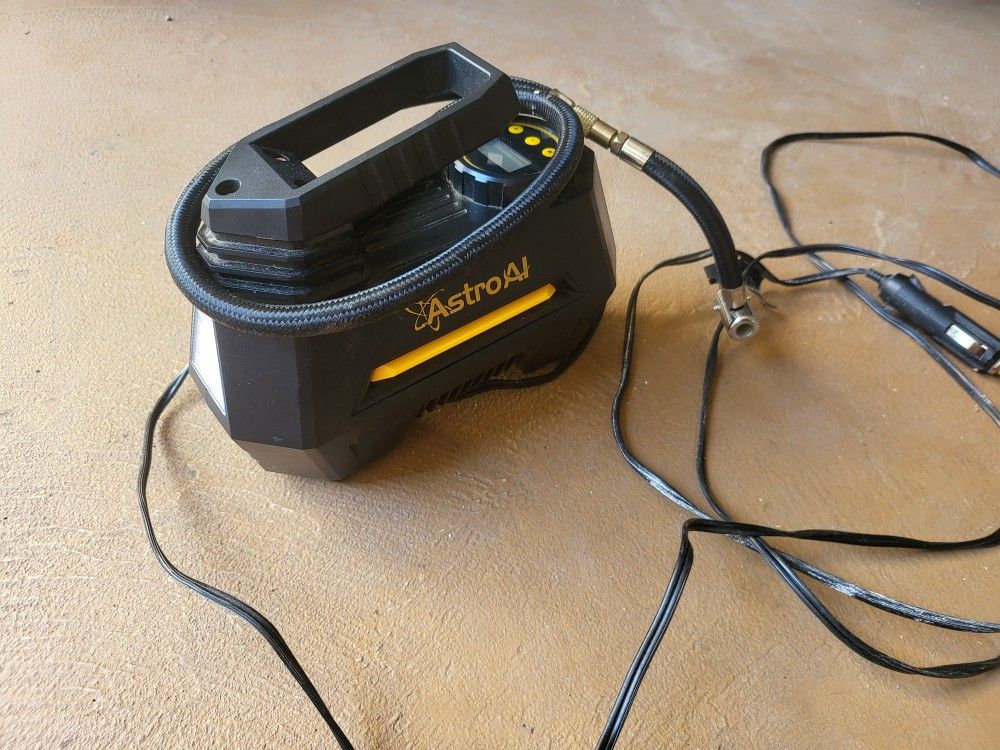 ASTRO AI Portable Tire Pump