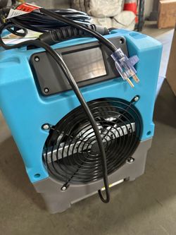 Dri-Eaz Revolution LGR Dehumidifier, model 111995 / F413