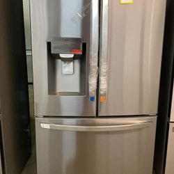 LG LFXSS 26.2 cu. ft. French Door Smart Refrigerator J MH1