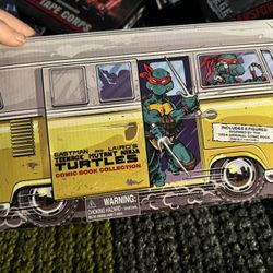 NIB Teenage Mutant Ninja Turtles Comic Book Collection 