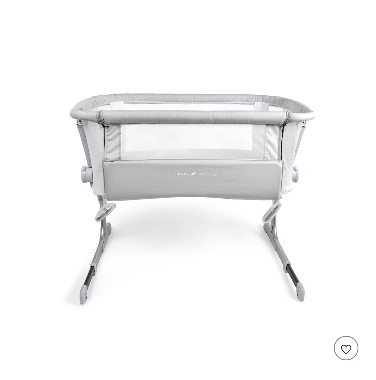 Basinett & Playpen, Random Toys