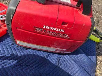 HONDA EU 2000 GENERATOR