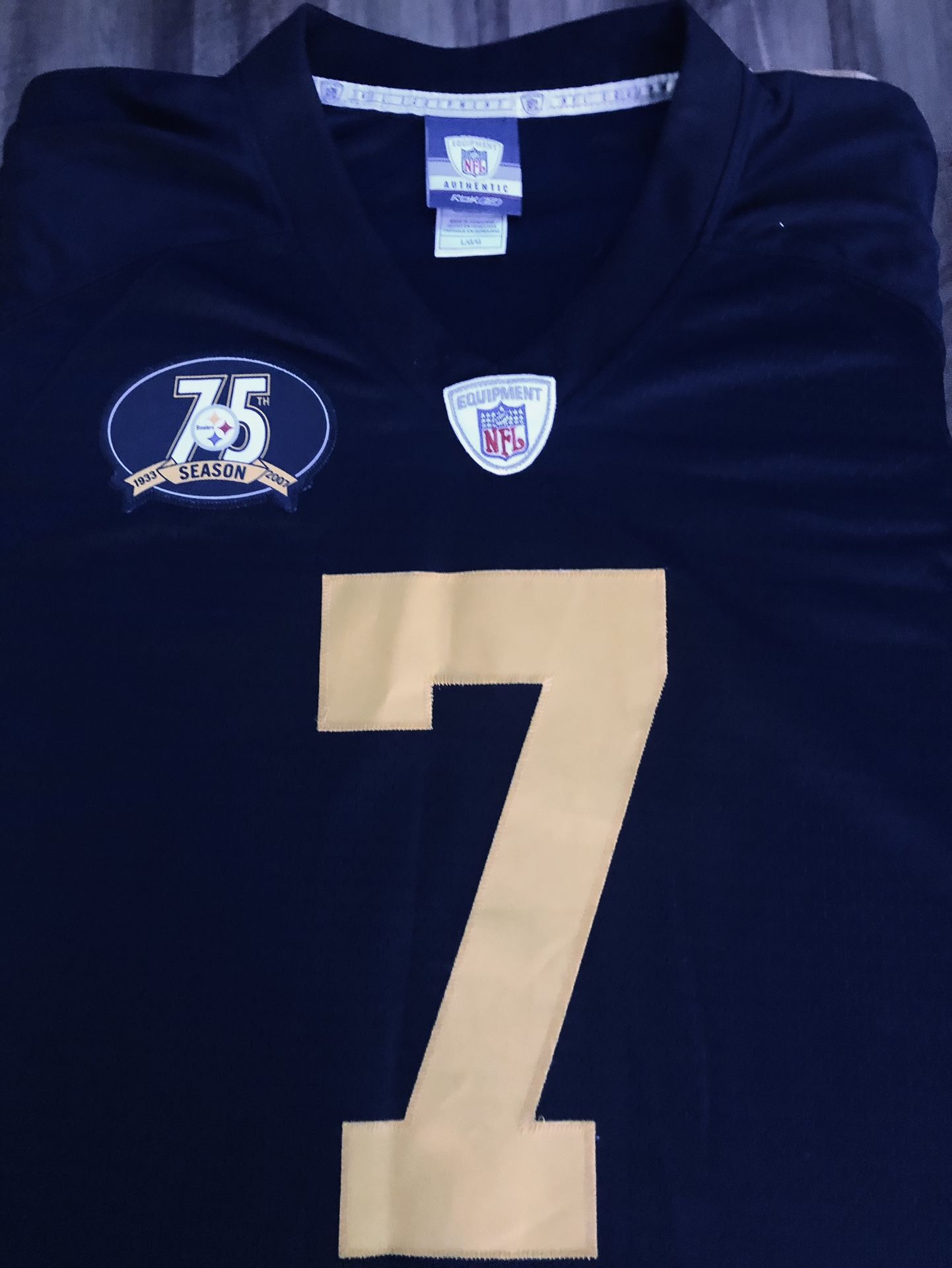 Steelers Black Unique  large  Jersey # 7 on Front but with # 7 & Ward On back.!!!!