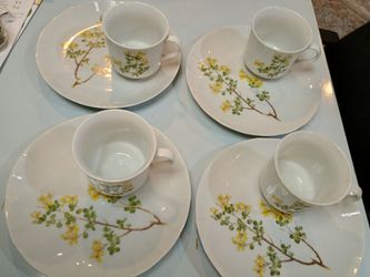 Tea cups with saucers