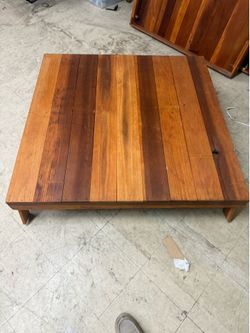 PICNIC TABLE