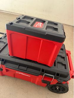 Milwaukee packout 10 inch compact portable tool box