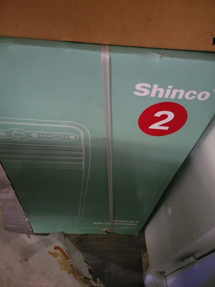 !!*Brand New Never Opened*!! Shinco Portable Air Conditioner