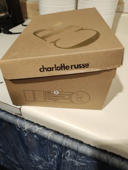 NIB Womans Charlotte Russe Boots