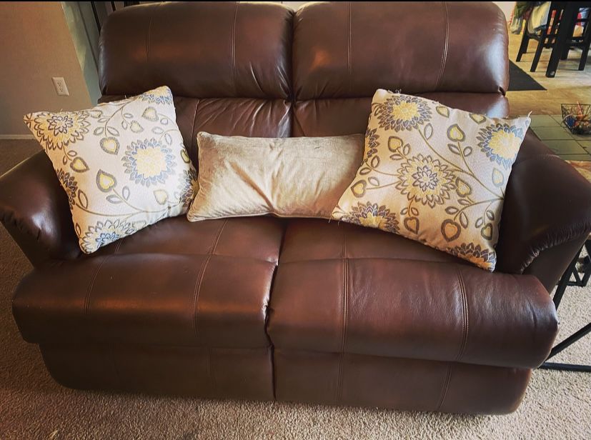 Brown leather DUAL recliner