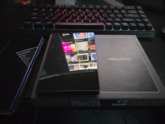 Samsung Galaxy Z Fold 8 - 256GB - Graphite - Unlocked - Sealed