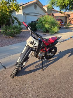 Apollo db-x18 dirtbike with clutch