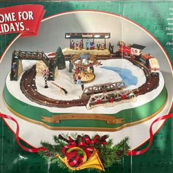 Going Home For The Holidays Train Set