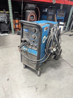 Miller Millermatic 251 Welding Machine