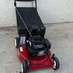 Maquina Toro 21” Honda Engine Con Clutch 