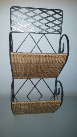 Letter holder