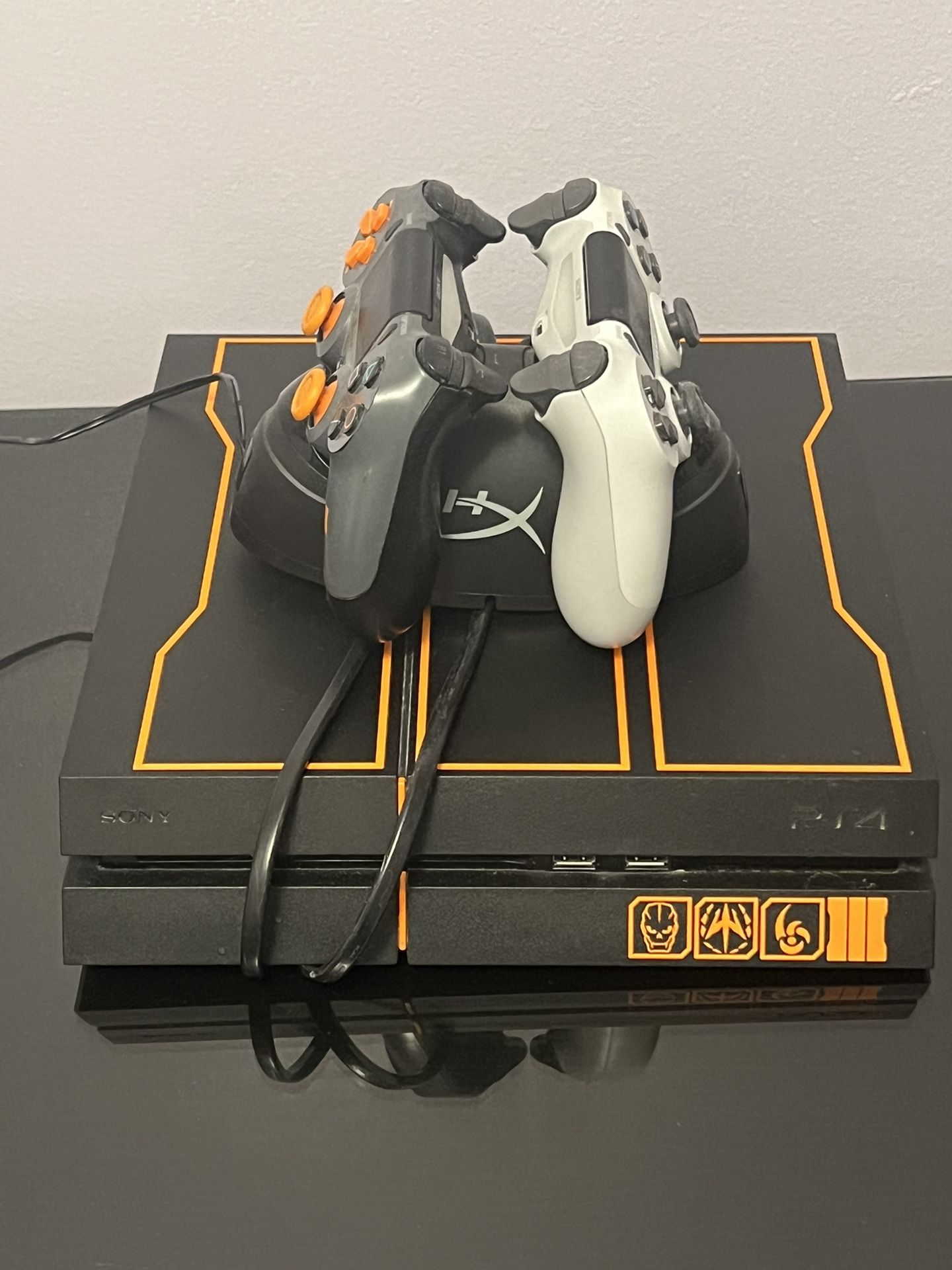 PS4 With Controllers And Dual Charging Station