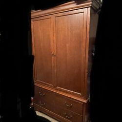 Armoire