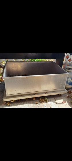 Heavy Duty Heavy Gauge Aluminum(?) Cart with Wheels
