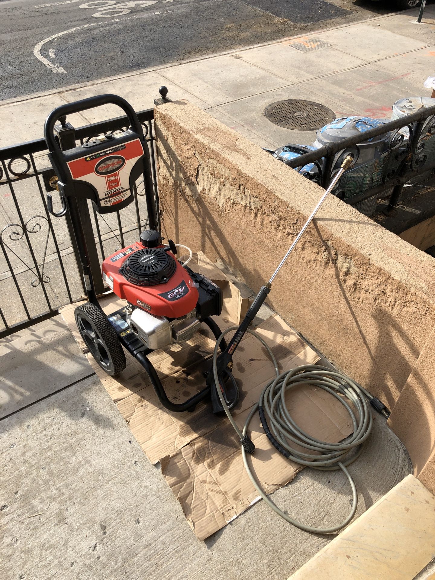 Simpson MegaShot 3000 PSI Pressure Washer w/ Honda Engine