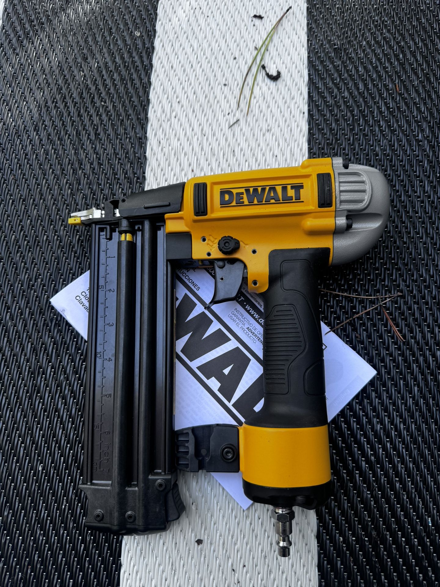 Dewalt Nail Gun